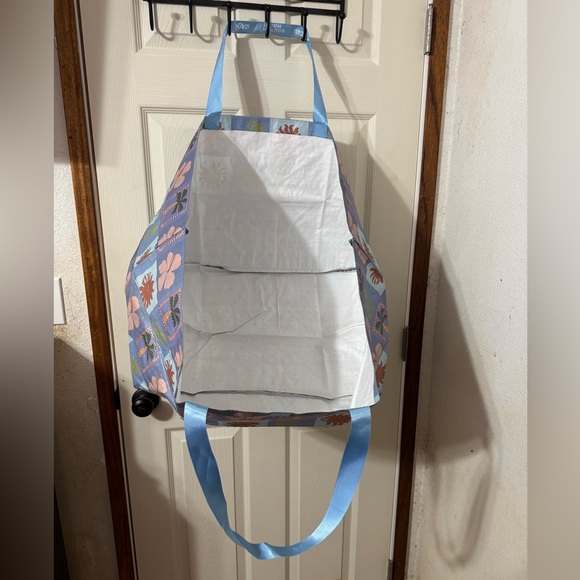 Hawai’i Inspired Large Tote Bag “Bucha”(Large)Similar to the IKEA bag - Picture 3 of 5